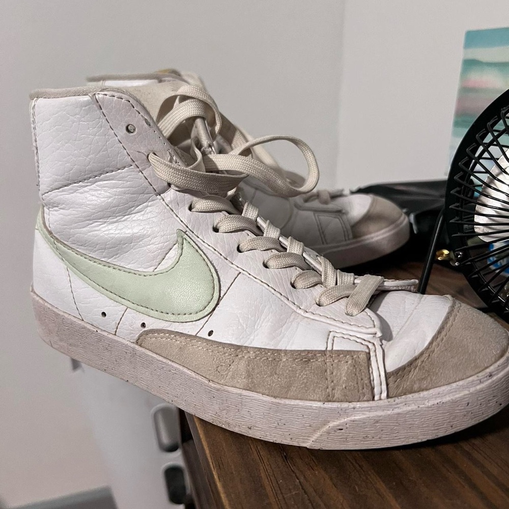 Nike shoes